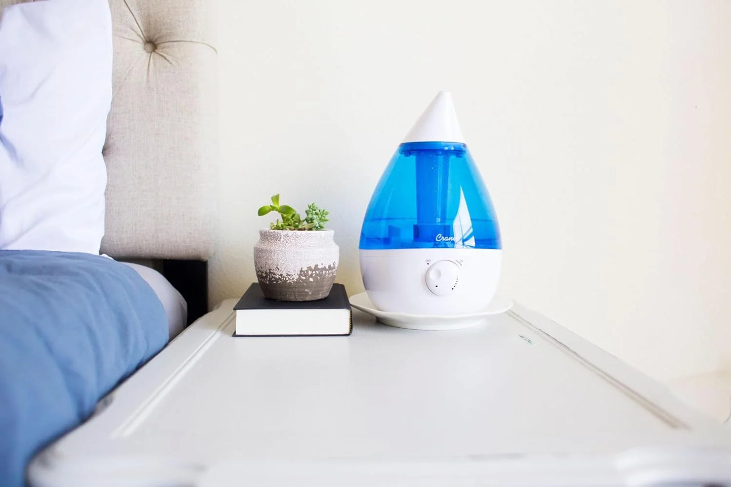 Crane USA Cool Mist Humidifier for Bedroom, Baby Nursery, Kids Room or Office, 1 Gallon Tank, Blue